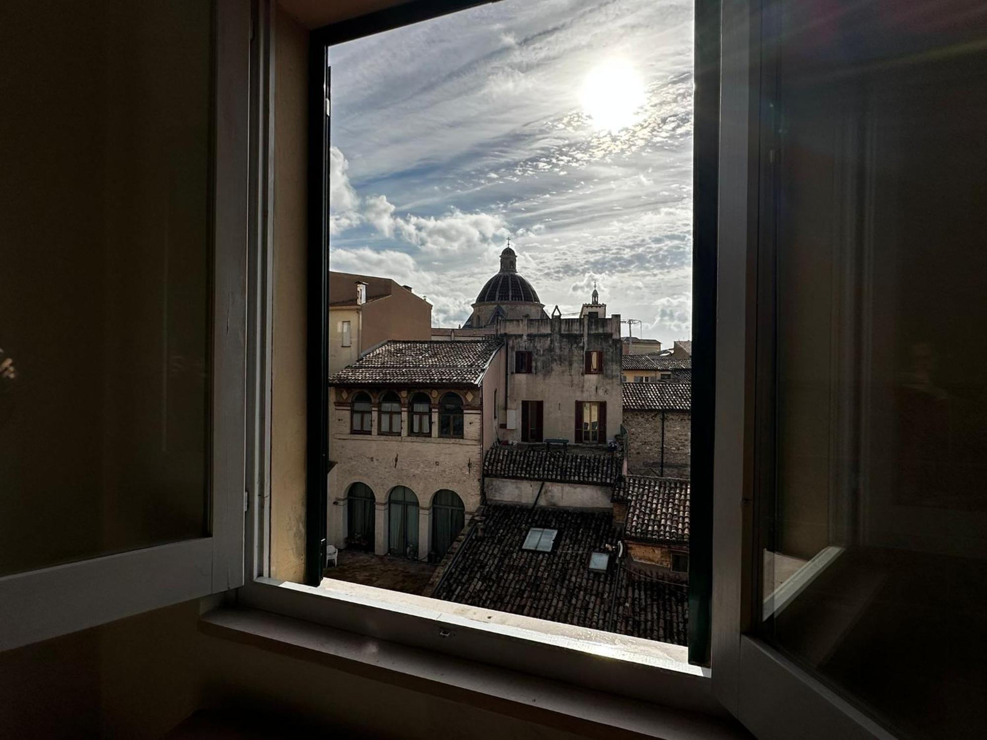 Appartamento Casa In Centro Foligno Esterno foto